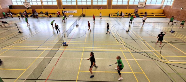 Auf allen sieben Feldern wurde in der Wittekindhalle gespielt
